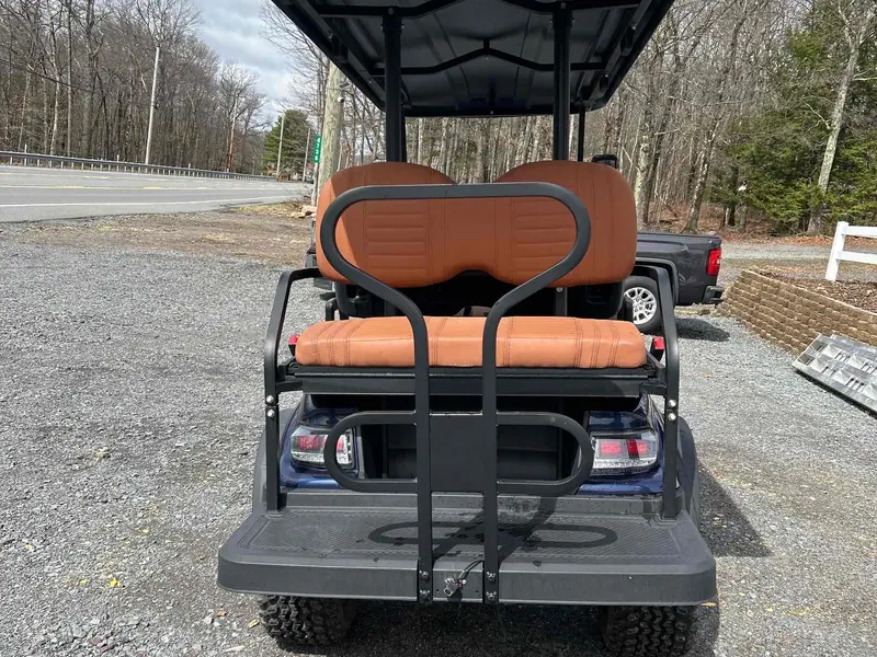 New indigo gas 2024 Icon G60L lifted golf cart for sale in Long Pond, PA — photo 4