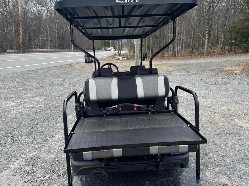 New blue electric 2024 Swift EV Mach 6E golf cart for sale in Long Pond, PA — photo 4