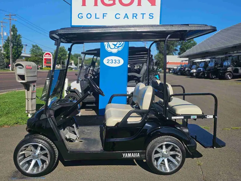 Used black electric 2017 Yamaha Drive 2 golf cart for sale in Hatfield, PA — photo 2