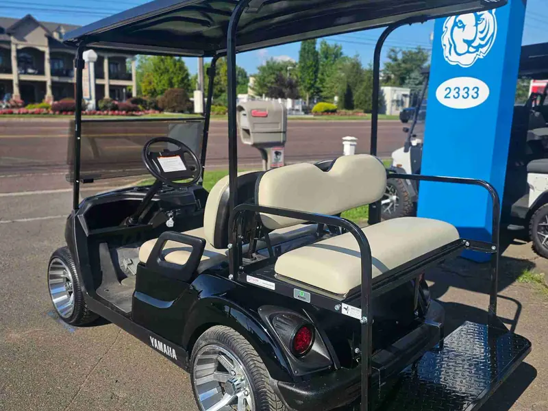 Used black electric 2017 Yamaha Drive 2 golf cart for sale in Hatfield, PA — photo 3