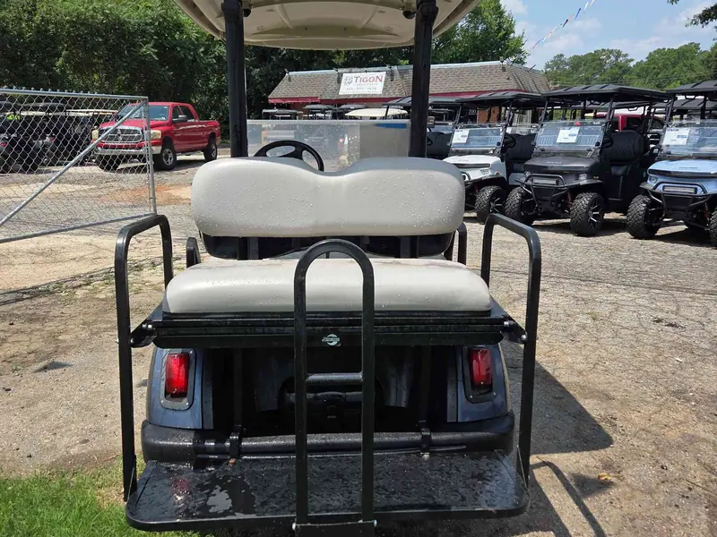 Used blue gas 2017 Yamaha Drive 2 golf cart for sale in Raleigh, NC — photo 4