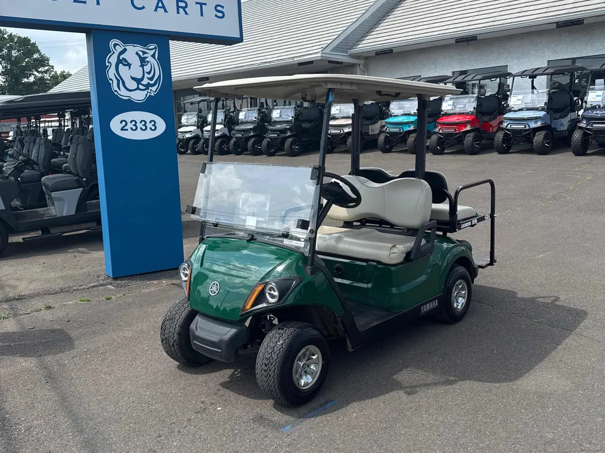 Used green electric 2017 Yamaha Drive 2 golf cart for sale in Waretown, NJ