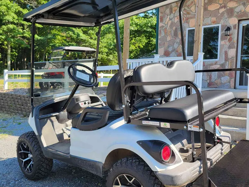Used white gas 2013 Yamaha G29 lifted golf cart for sale in Long Pond, PA — photo 3