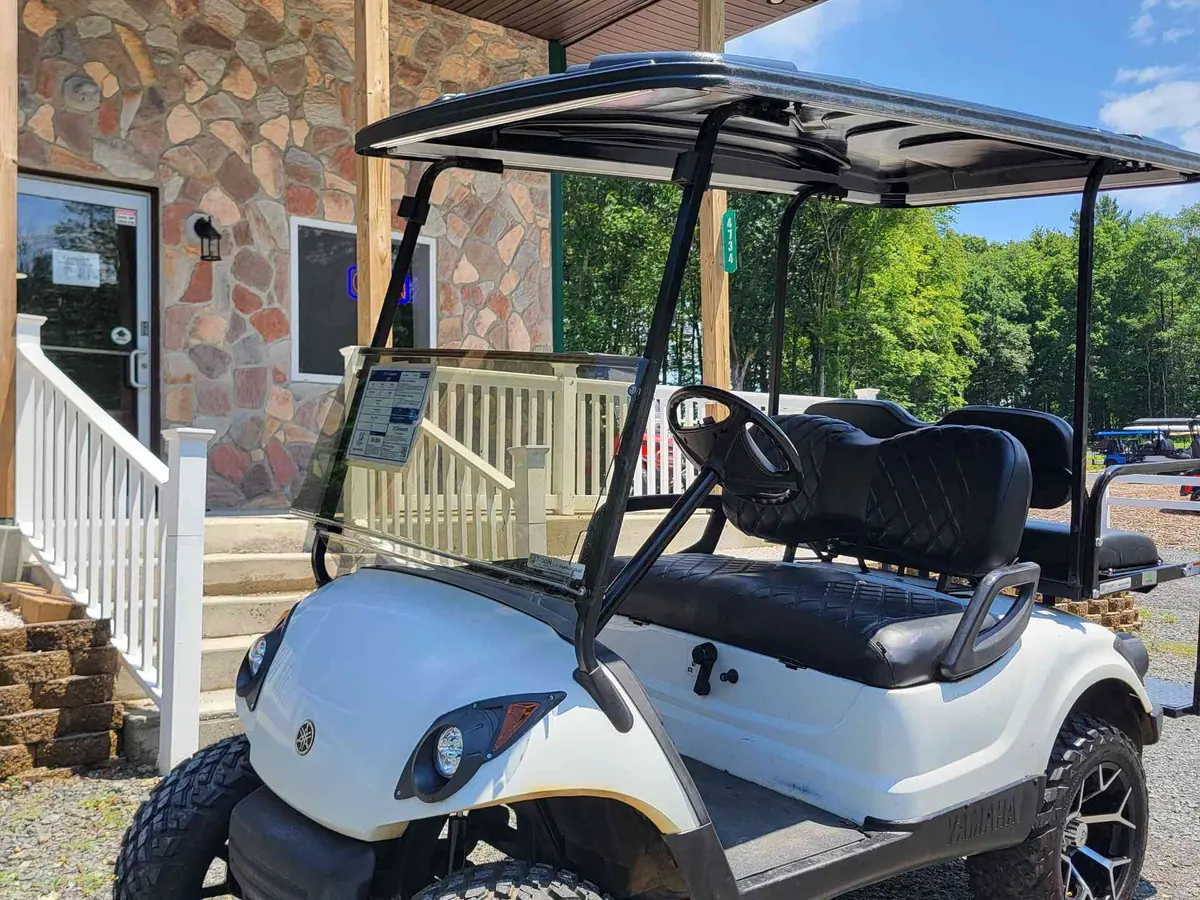 Used white gas 2013 Yamaha G29 lifted golf cart for sale in Long Pond, PA