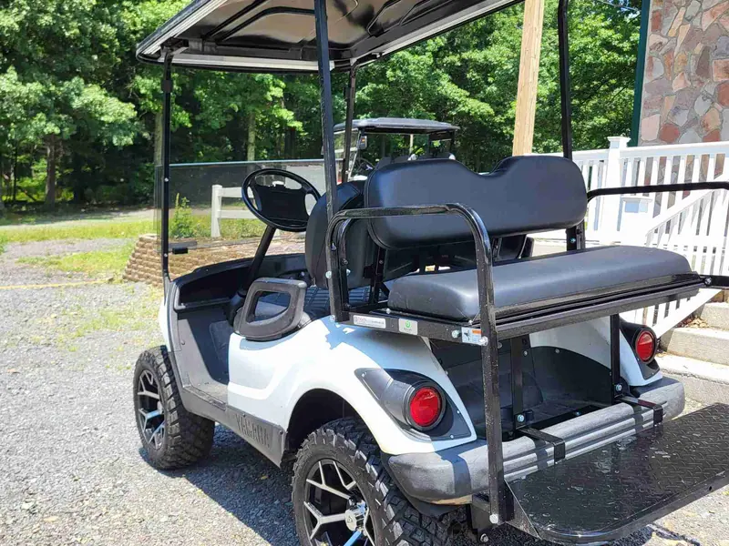 Used white gas 2013 Yamaha G29 lifted golf cart for sale in Long Pond, PA — photo 3