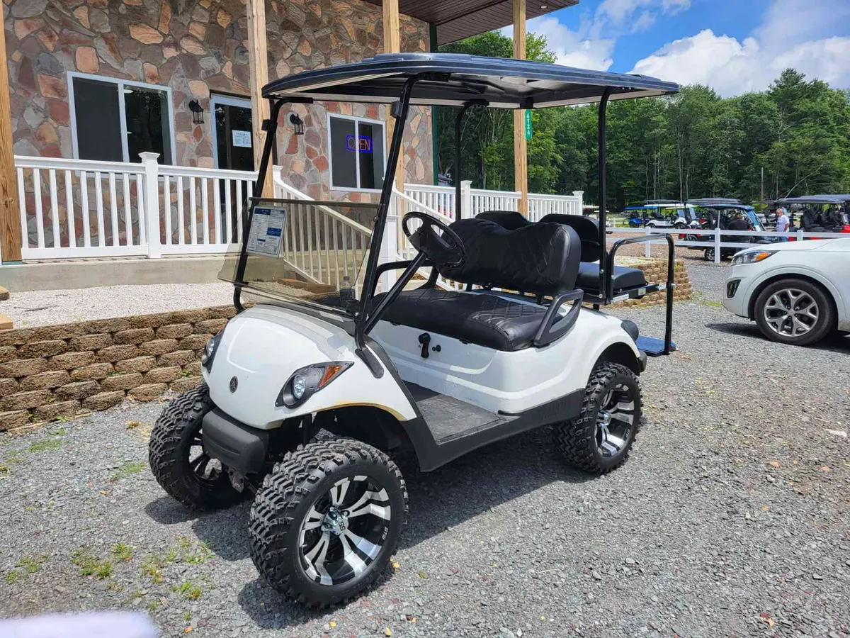 Used white gas 2013 Yamaha G29 lifted golf cart for sale in Long Pond, PA