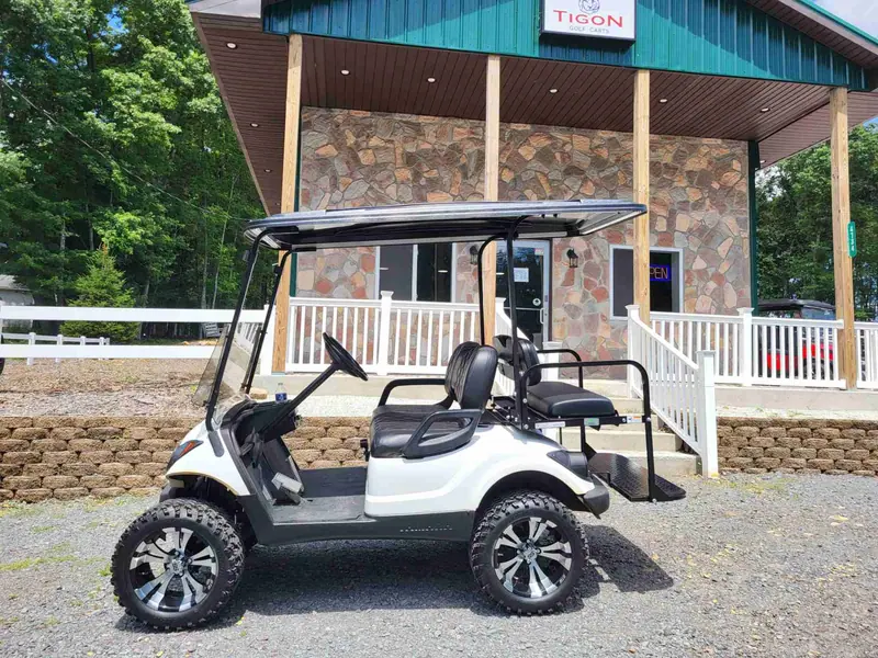 Used white gas 2013 Yamaha G29 lifted golf cart for sale in Long Pond, PA — photo 2