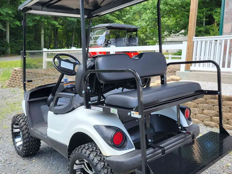 Used white gas 2013 Yamaha G29 lifted golf cart for sale in Long Pond, PA — photo 3