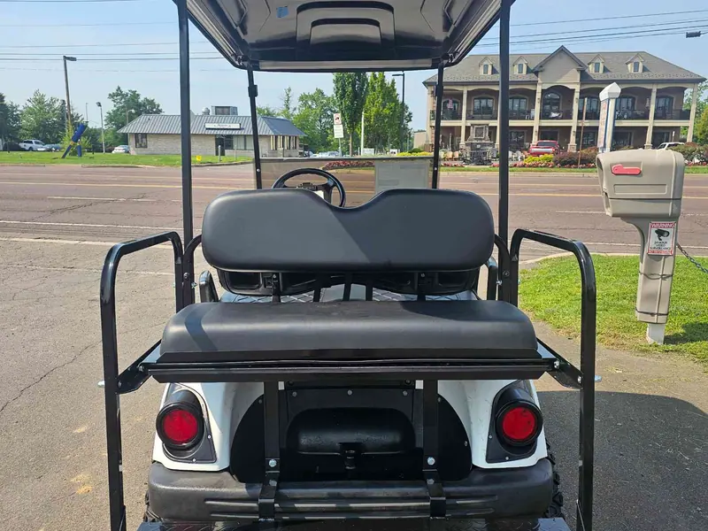 Used white gas 2013 Yamaha G29 lifted golf cart for sale in Scranton, PA — photo 4
